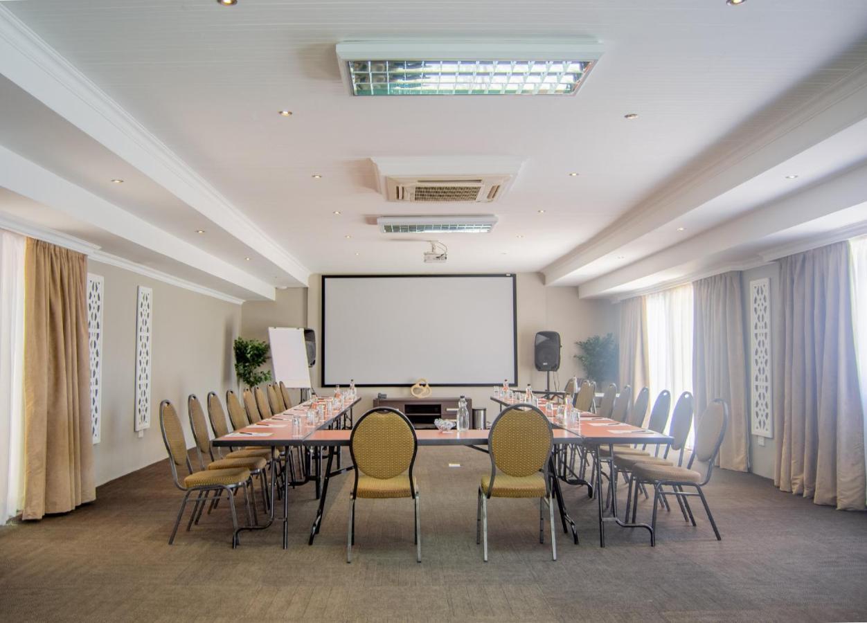 Ruslamere Hotel&Conference Centre Durbanville Exterior foto